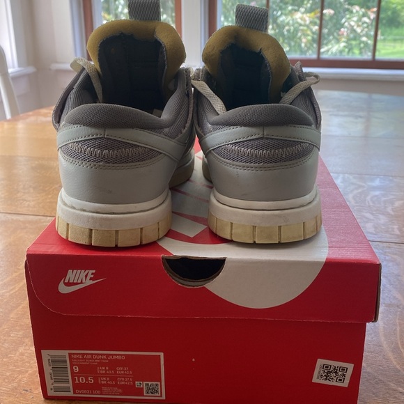 EUC Nike Air Dunk Jumbo with box size 9 mens in sail/light silver-mint foam. - Picture 13 of 14